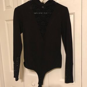 Bebe Lace V-Neck Bodysuit Medium